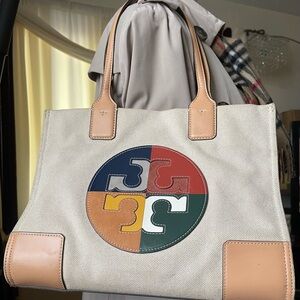 ❌SOLD❌Tory Burch shoulder bag
